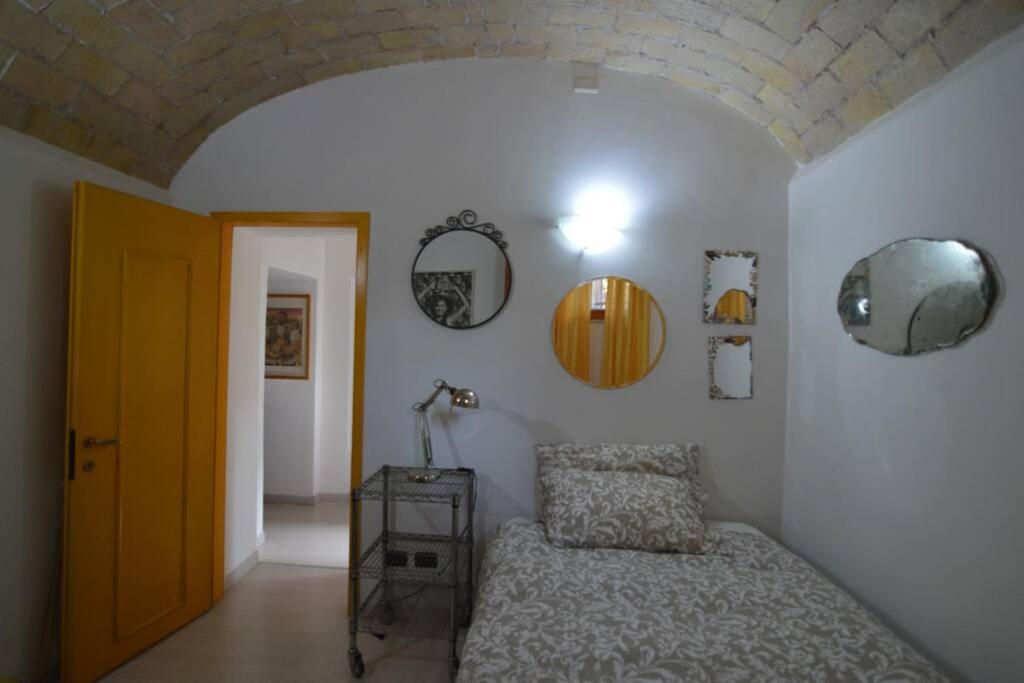 Апартаменты La Casa Della Mia Famiglia Рим Экстерьер фото